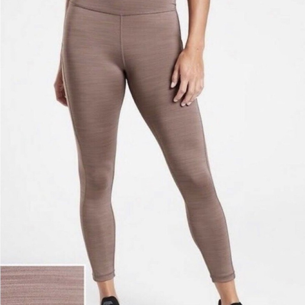 Athleta ultimate stash pocket 7/8 tight